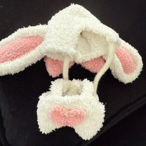 New Adorable labubu White and Pink Bunny Hat and Booties Set